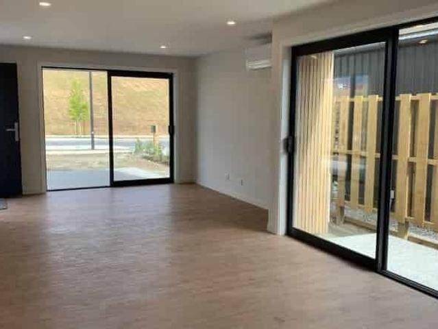 House for rent in Otakou