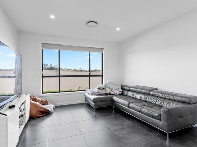 House for rent in Brisbane Grove, New South Wales