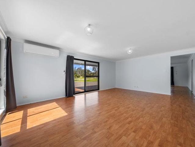 Granny Flat for rent in Londonderry, Sydney