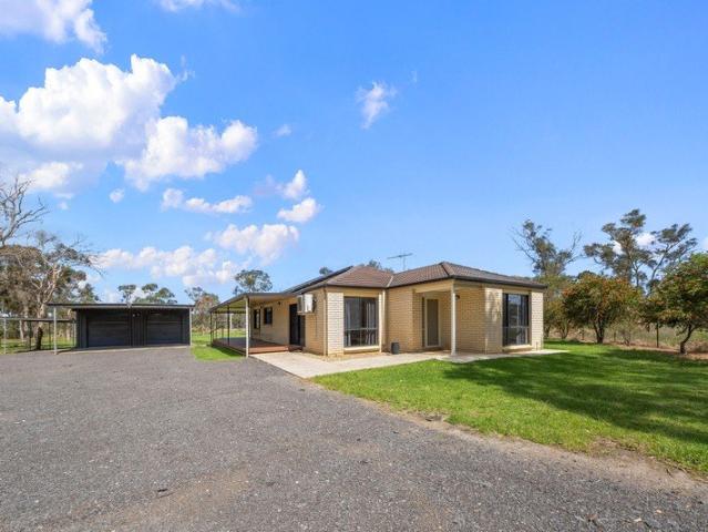 Cottage for rent in Londonderry, Sydney