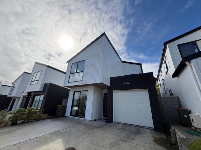 House for rent in Whangaparaoa, Oroua County