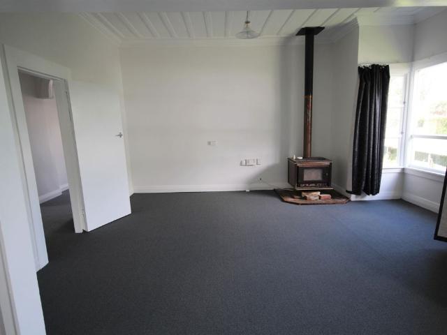 House for rent in Otakou