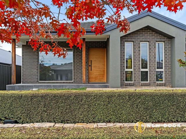 Property for rent in Googong, New South Wales