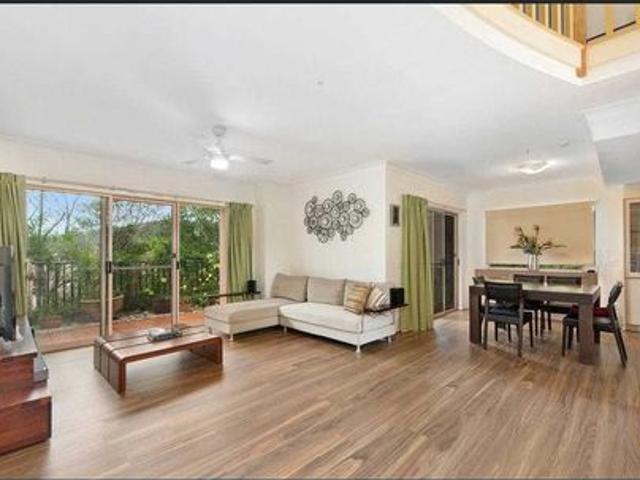 House for rent in Parkwood, Gold Coast City