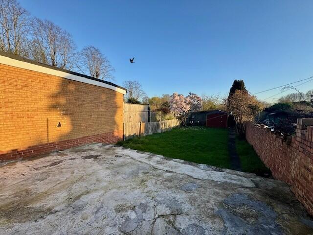 House for rent in Lane, Greater London