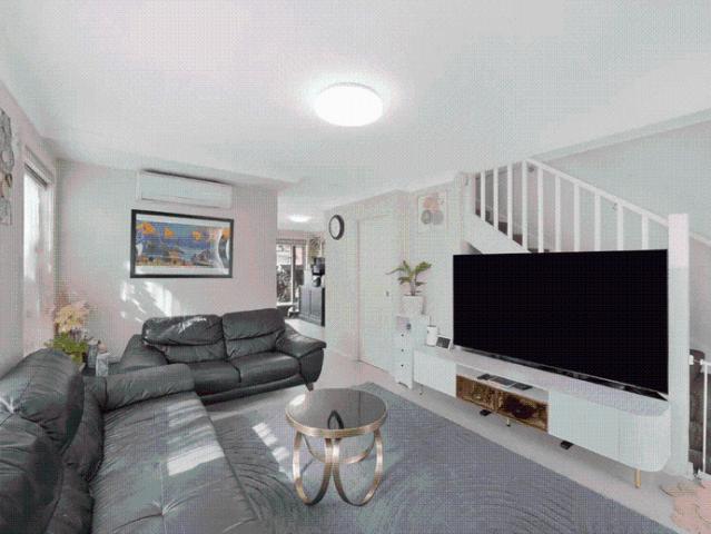 Townhouse for rent in Sydney, New South Wales