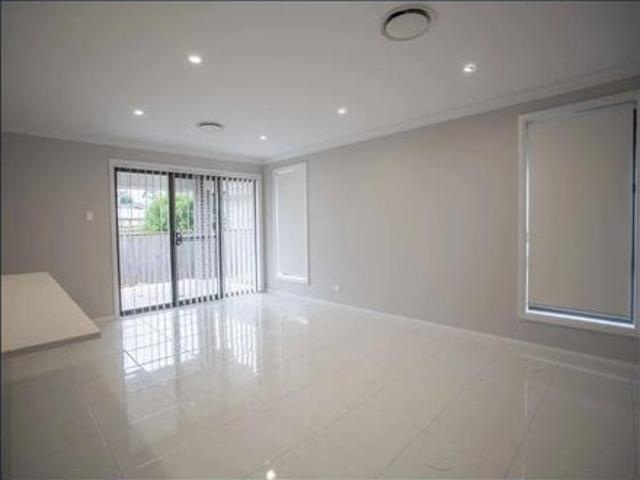 House for rent in Minto, Sydney