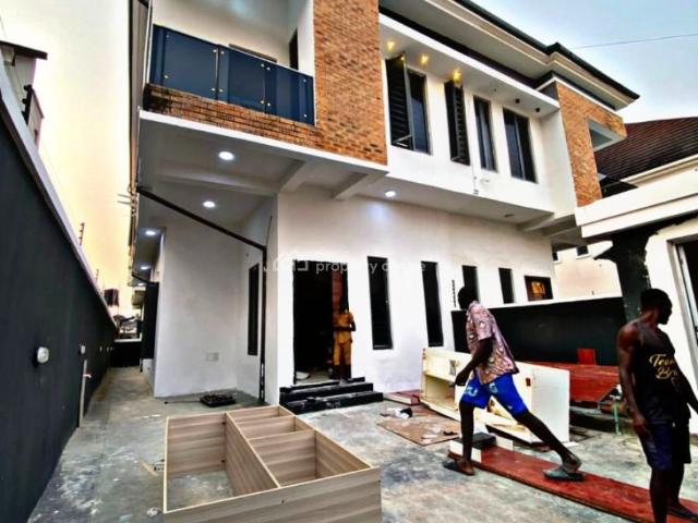 Duplex for rent in Eti Osa, Lagos