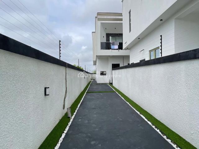 Duplex for sale in Eti Osa, Abuja