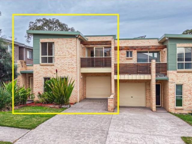 Duplex for rent in Sydney, New South Wales