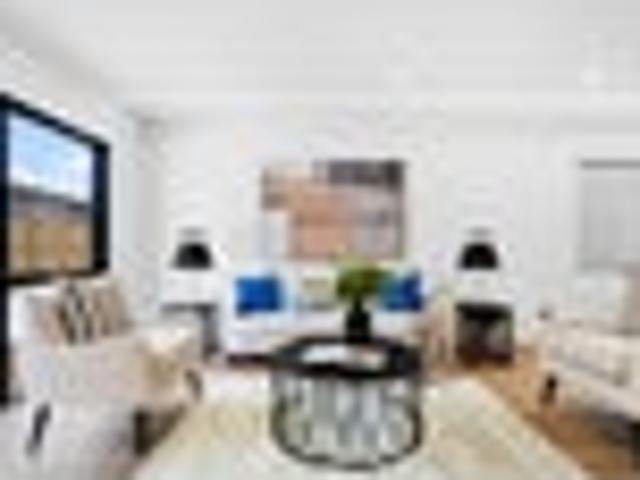 Townhouse for sale in East Tamaki