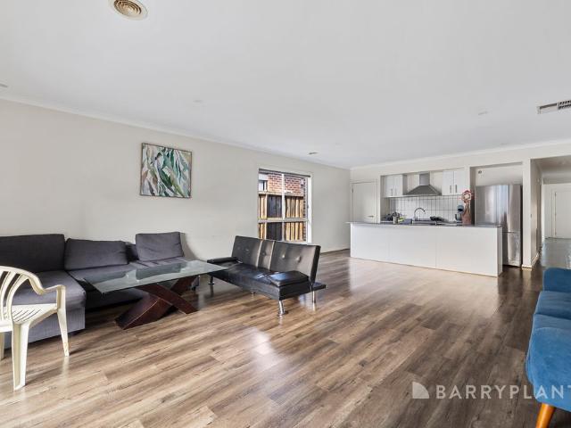 House for rent in Belmond on Clyde, Melbourne