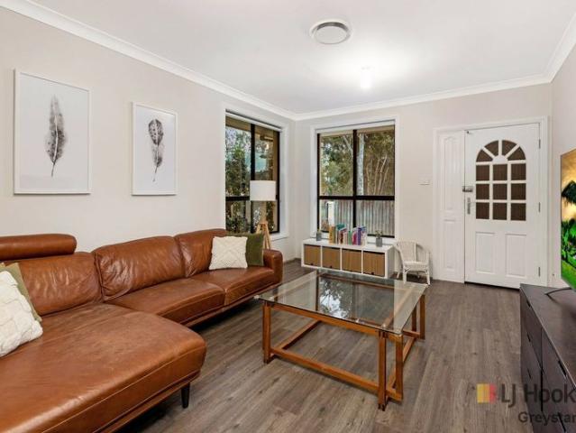 Townhouse for rent in Sydney, New South Wales