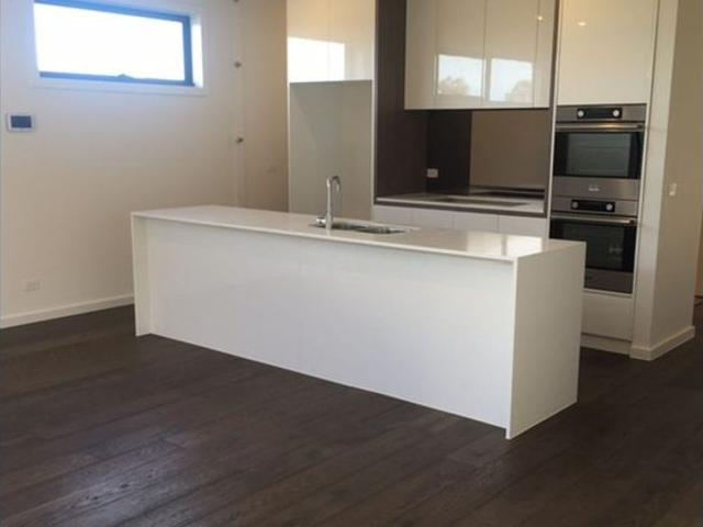 Townhouse for rent in Camerons Creek, Victoria