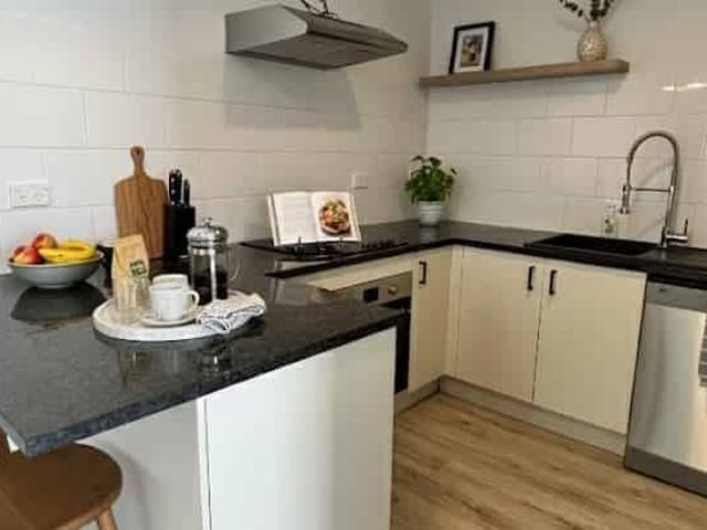 Townhouse for rent in Verrans Corner, Kaipātiki