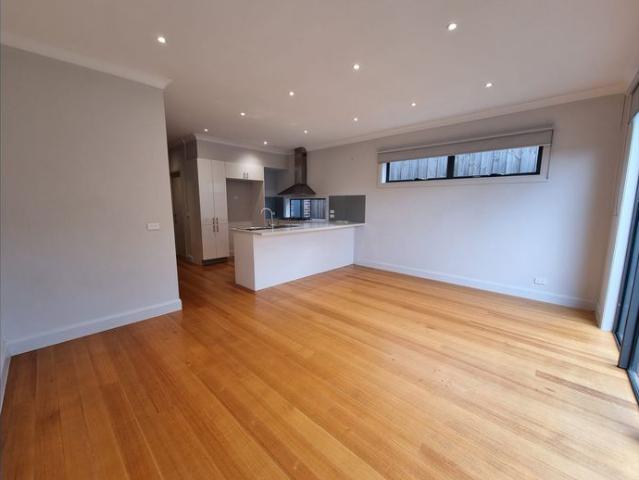 Townhouse for rent in Camerons Creek, Victoria
