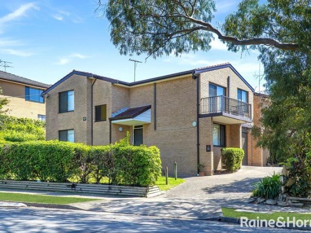 Townhouse for rent in Undercliffe, Sydney