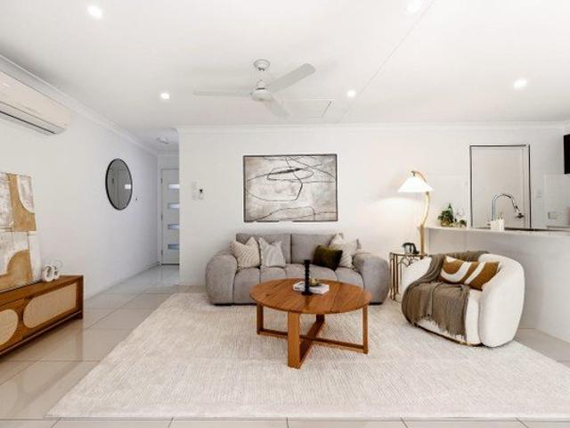Townhouse for rent in Toombul, Queensland