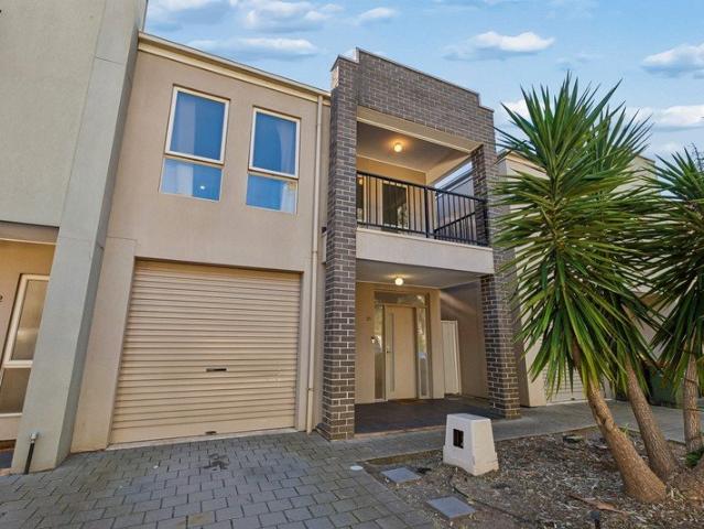 Townhouse for rent in Horseshoe Creek, South Australia