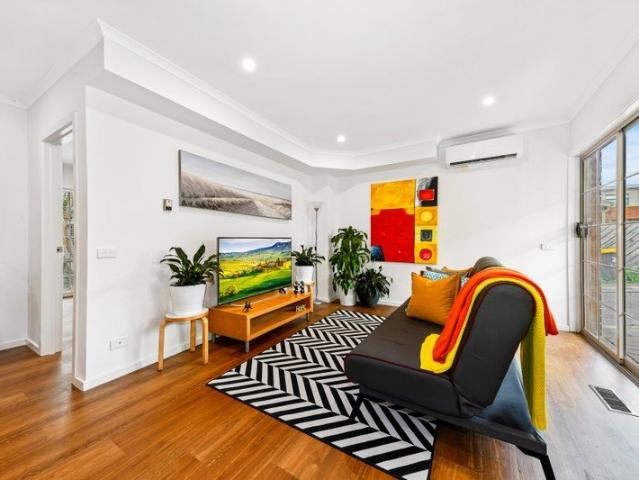 Townhouse for rent in Camerons Creek, Victoria