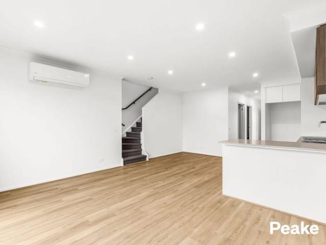 Townhouse for rent in Camerons Creek, Victoria