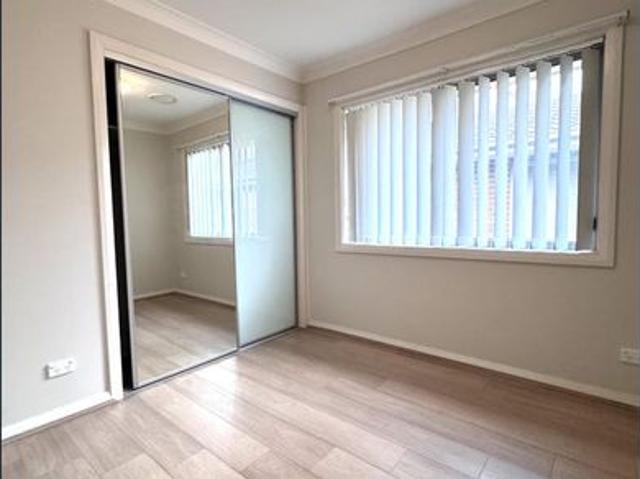 Townhouse for rent in Sydney, New South Wales