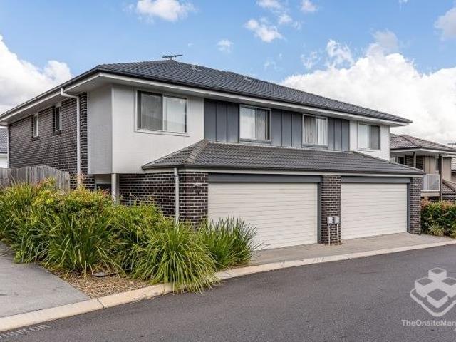 Townhouse for rent in Redbank Plains, Greater Brisbane