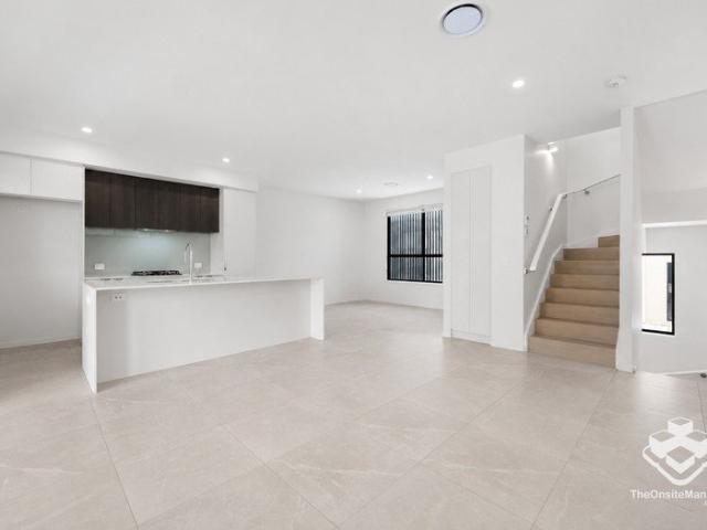 Townhouse for rent in Toombul, Queensland