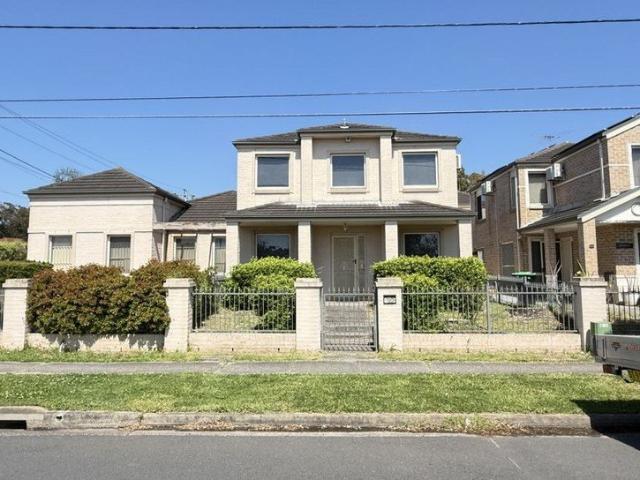 Duplex for rent in Sydney, New South Wales