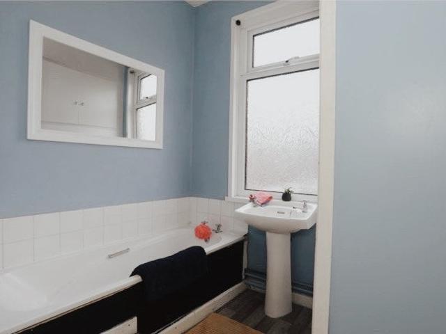 House for rent in Bede Island, Old Wharf