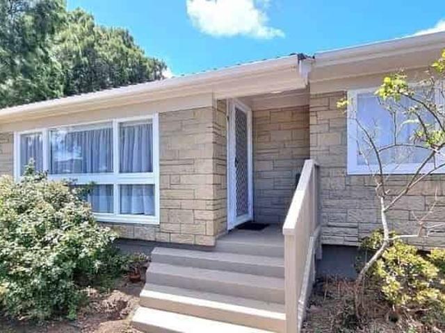 House for rent in Howick, Oroua County