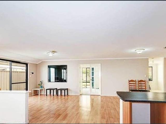 House for rent in Canning Vale, Western Australia