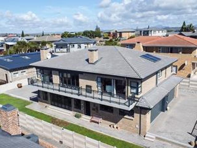 House for sale in Groot Brak Rivier, Western Cape