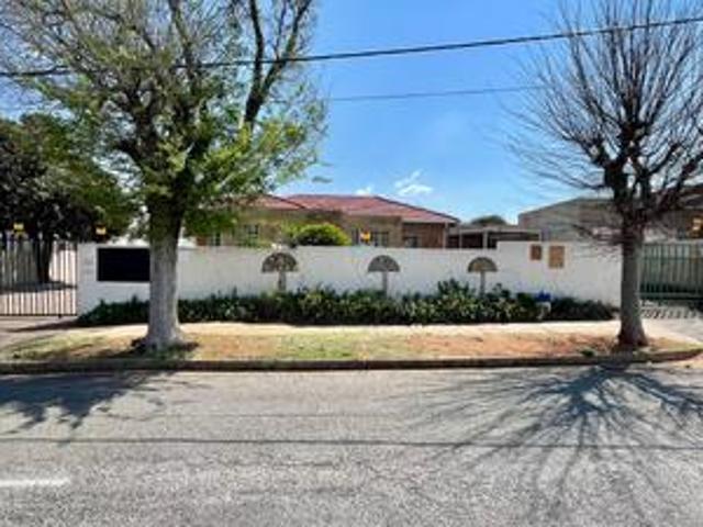 House for rent in Roodepoort, City of Johannesburg Metropolitan Municipality