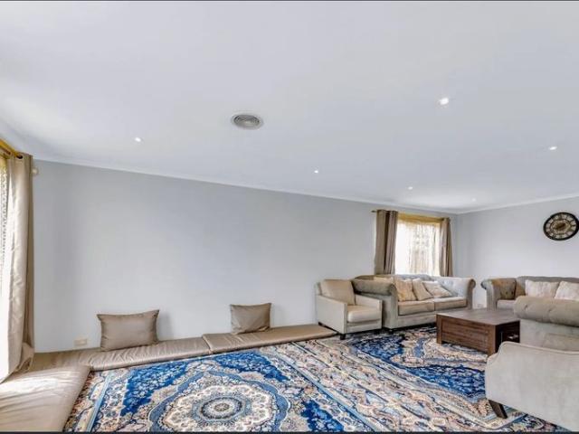 House for rent in Narre Warren South, Melbourne