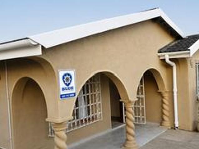 House for sale in Chatsworth, Kwazulu-natal