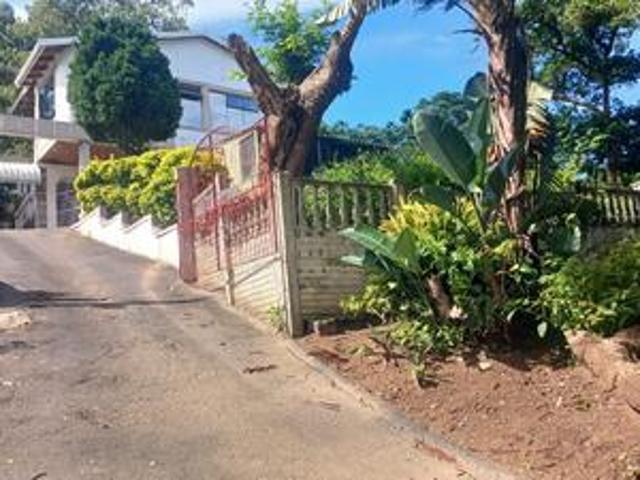 House for sale in Chatsworth, Kwazulu-natal