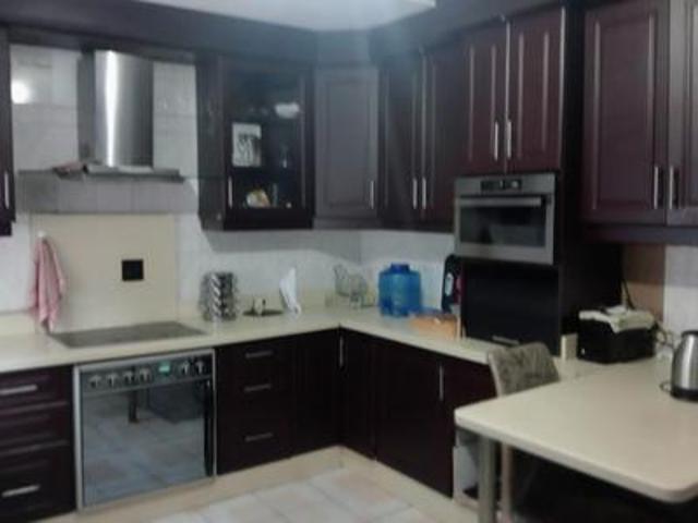 House for sale in Chatsworth, Kwazulu-natal