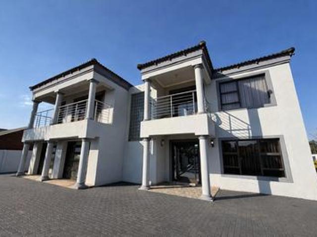 House for sale in Akasia, Gauteng