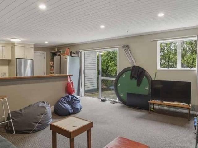 House for rent in Otakou