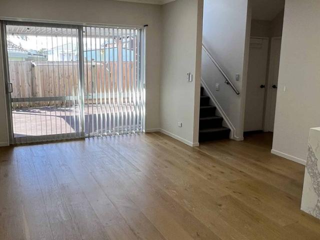 House for rent in Owhata, Oroua County