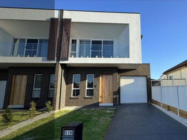 Duplex for rent in Sydney, New South Wales