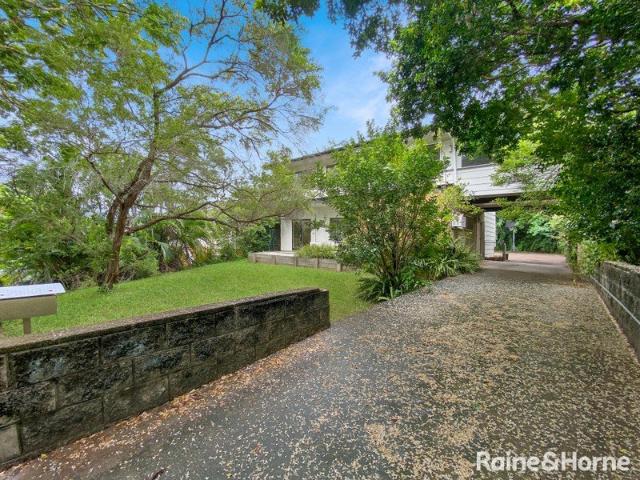 House for rent in St Lucia, Greater Brisbane