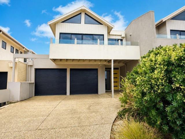 Townhouse for rent in Torquay, Victoria