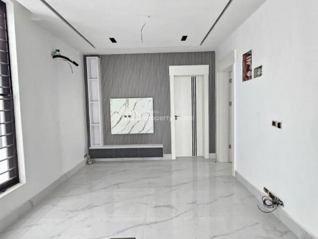 House for sale in Eti Osa, Lagos