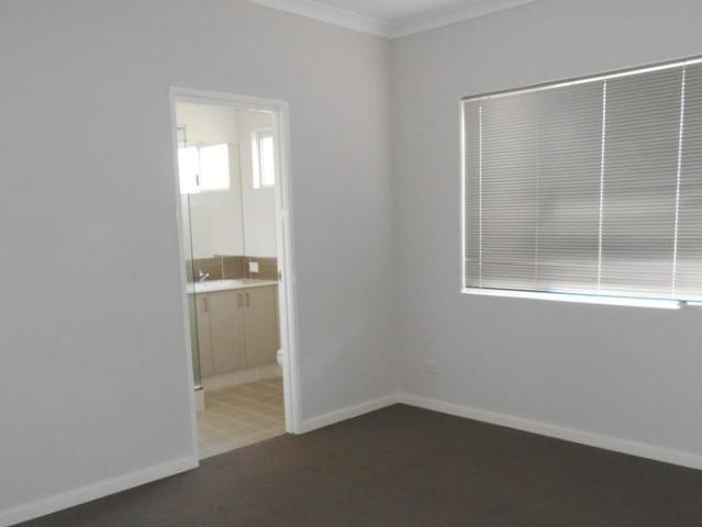 House for rent in Piara Waters, Western Australia