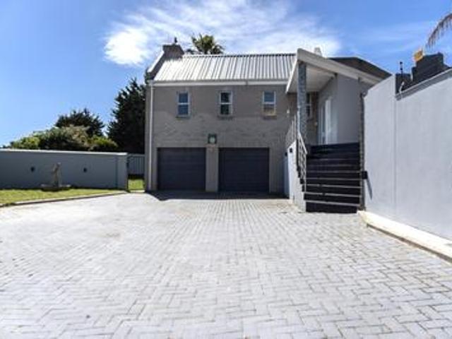 House for sale in Parow, City of Cape Town