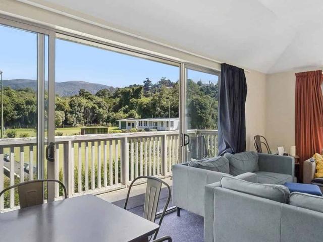 House for rent in Otakou