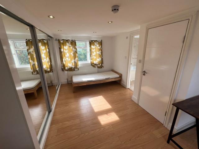 House for rent in London Borough of Barnet, Greater London