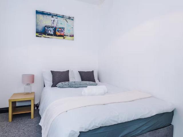 Apartment for rent in Lately Common, Warrington